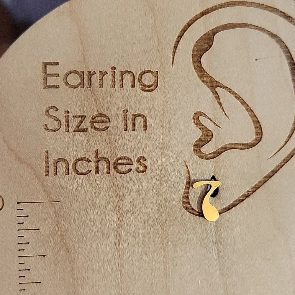 MUSICAL NOTE STUD EARRINGS